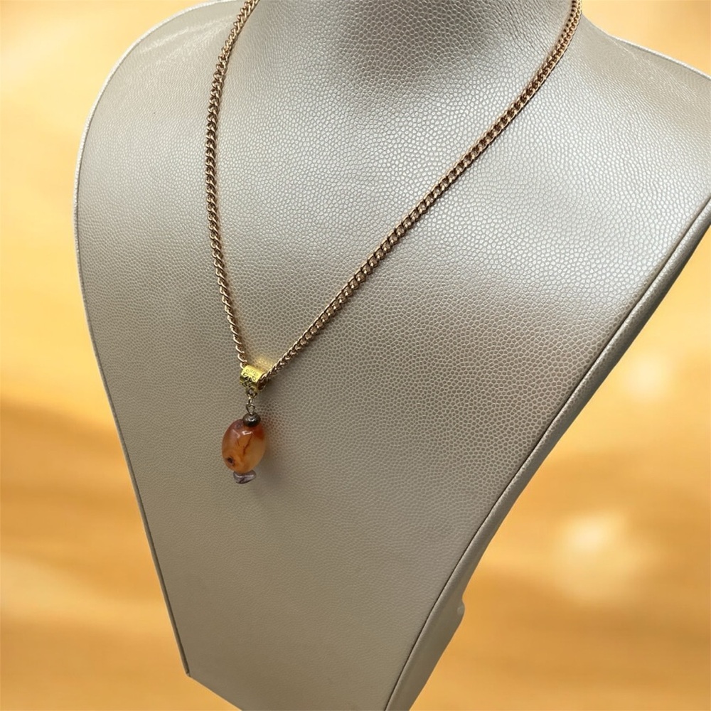 Elegant Gold Tone Vintage Agate Necklace
